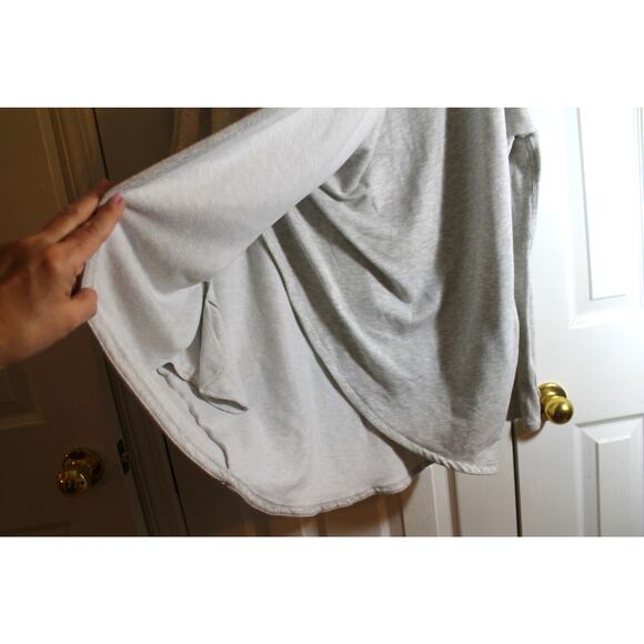 Athleta Purana Lt. Gray Wrap Sweatshirt sz S/T - Picture 3 of 5